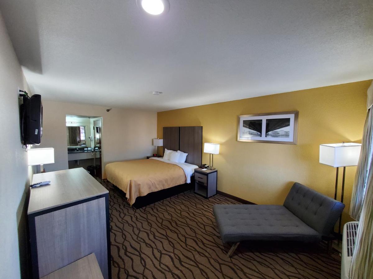 Quality Inn Fort Stockton Exterior photo
