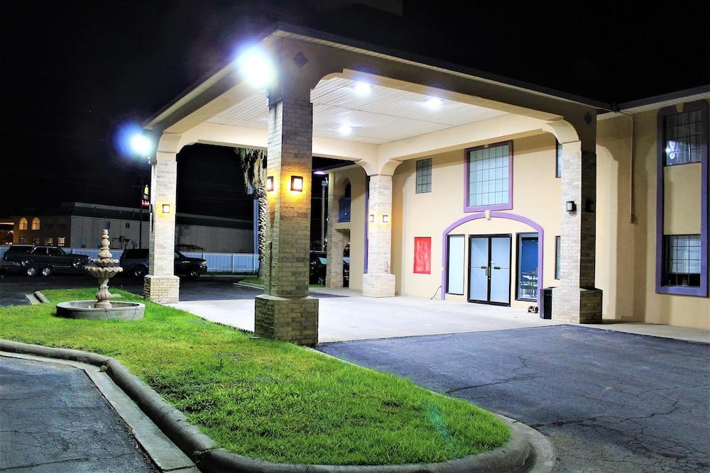 Quality Inn Fort Stockton Exterior photo