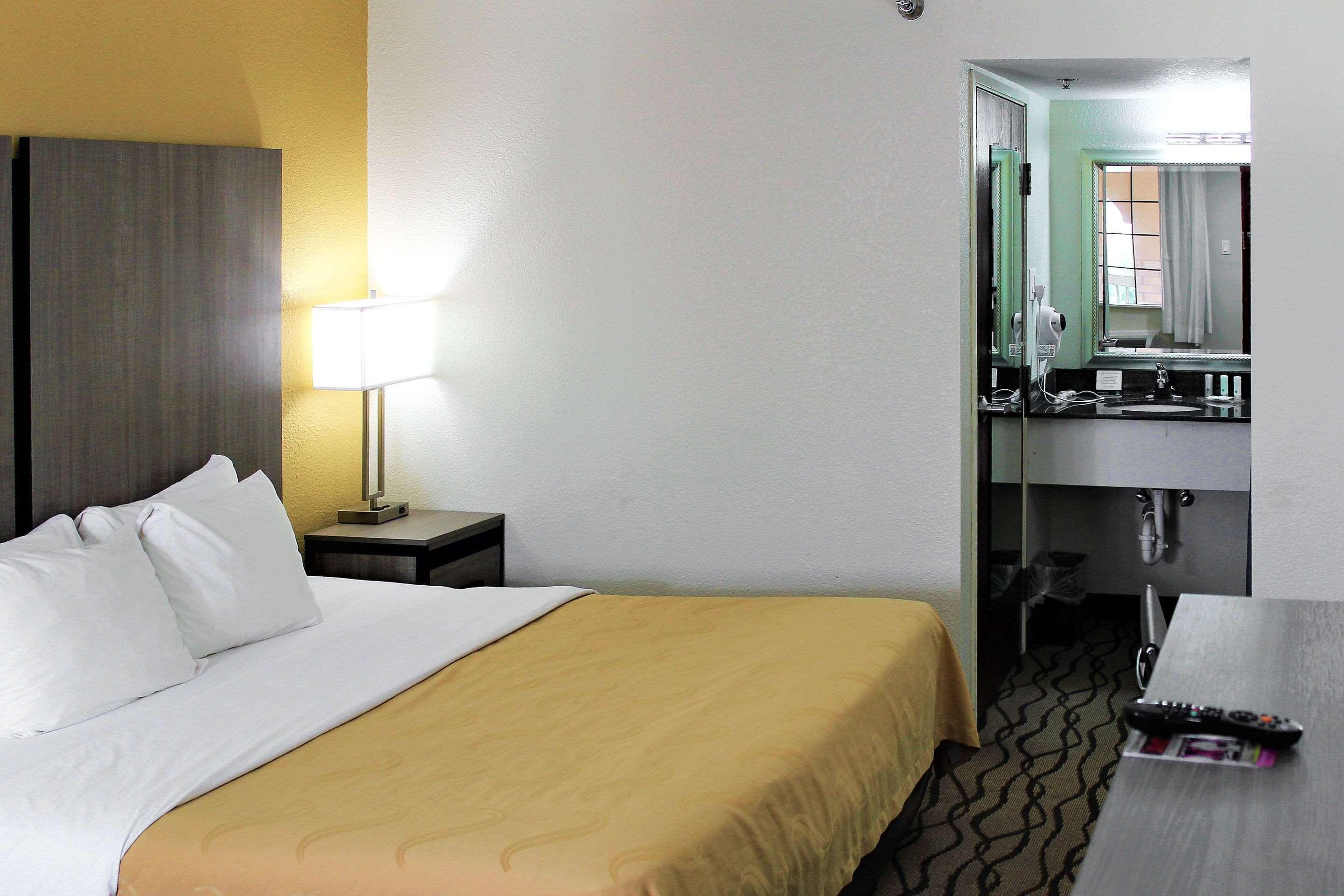 Quality Inn Fort Stockton Exterior photo