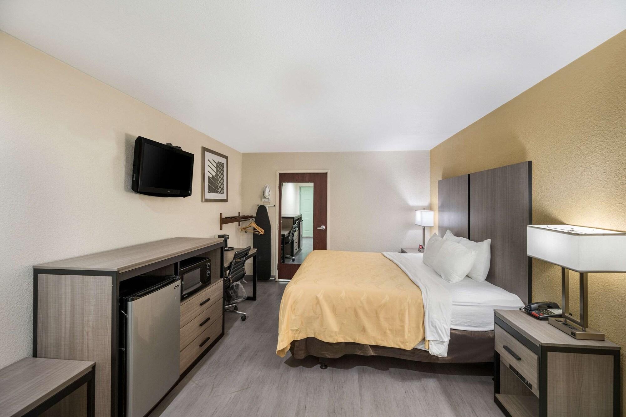 Quality Inn Fort Stockton Exterior photo